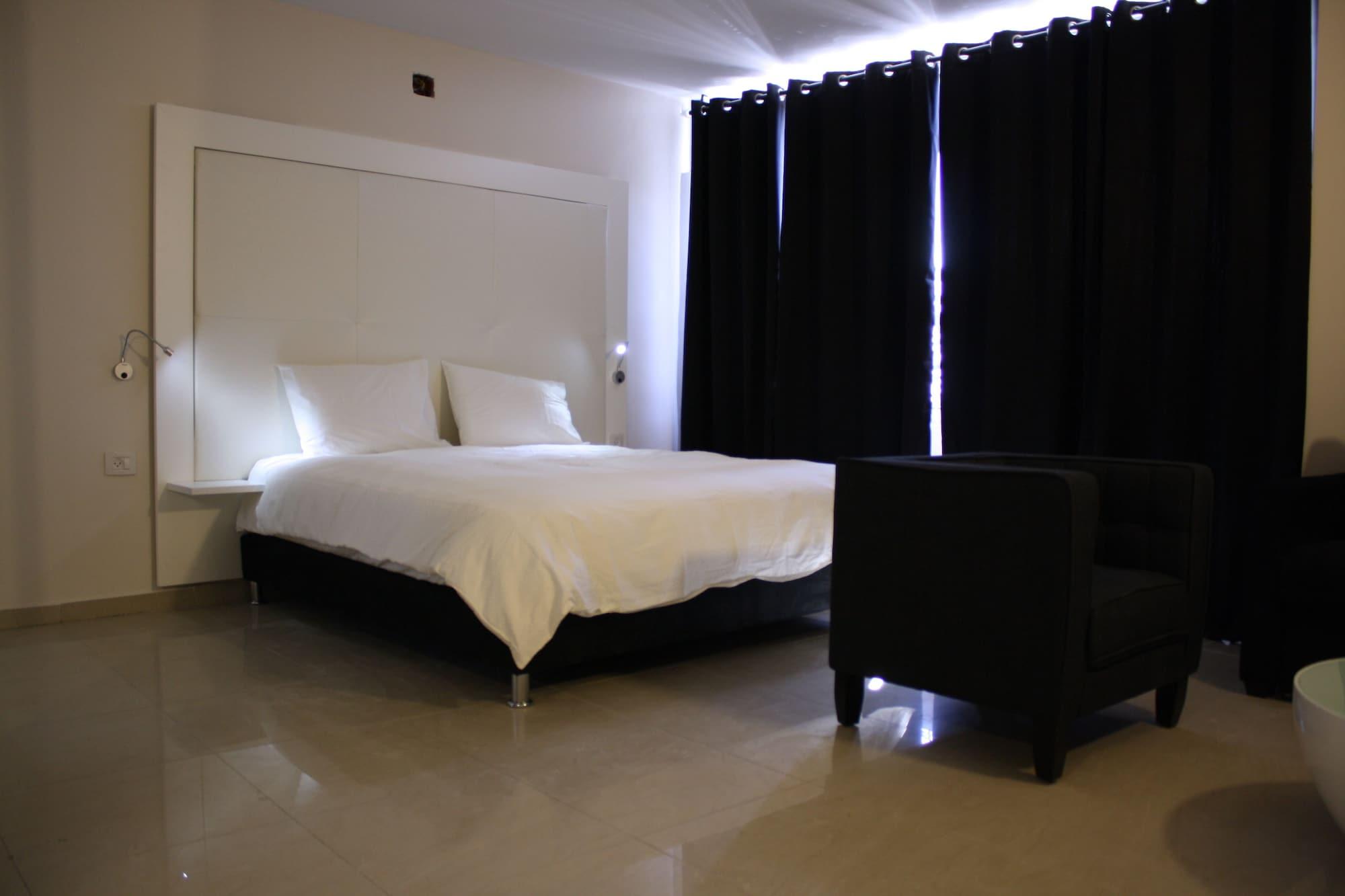 Rich Royal Suites Eilat Exterior photo