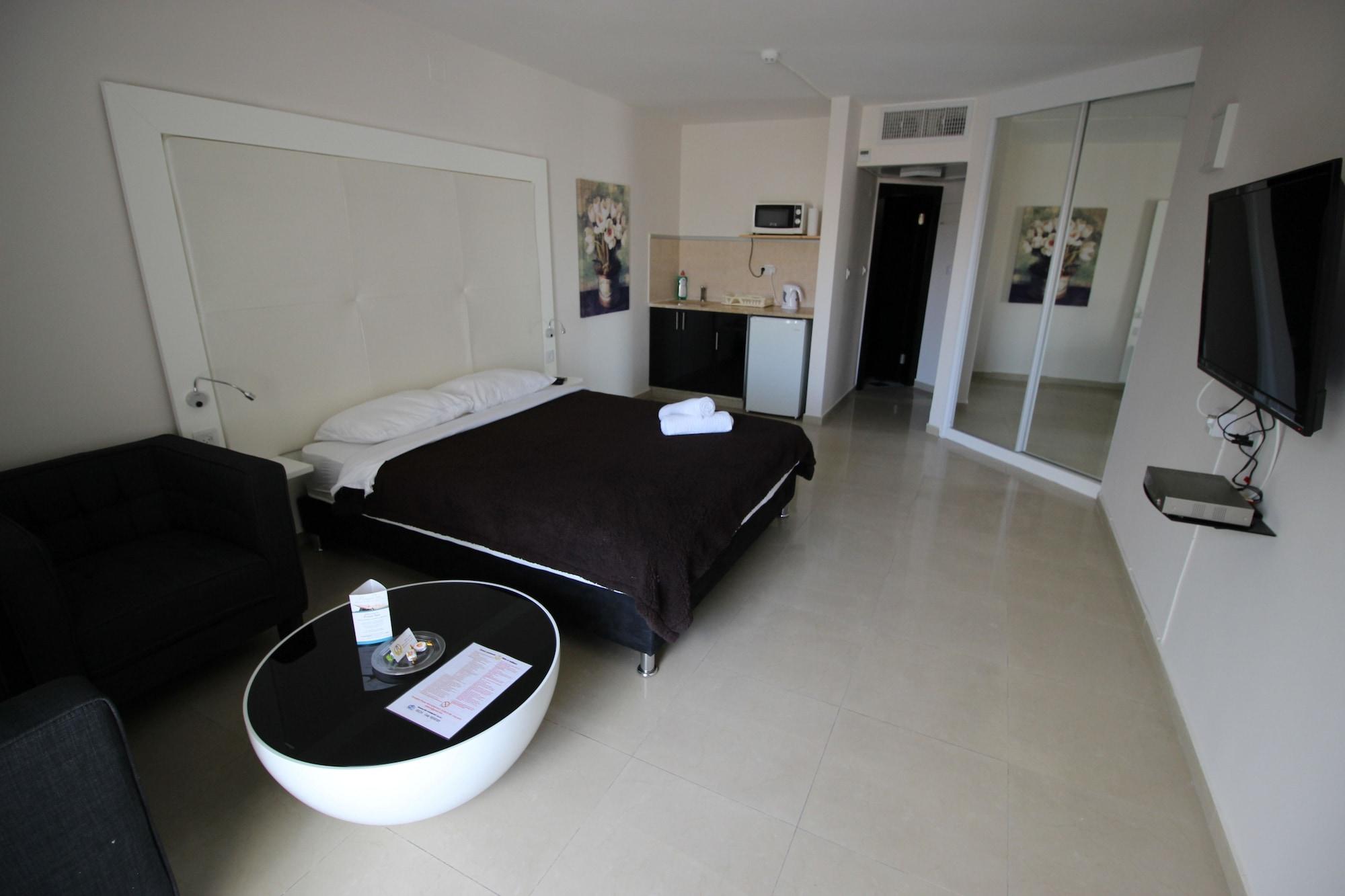 Rich Royal Suites Eilat Exterior photo