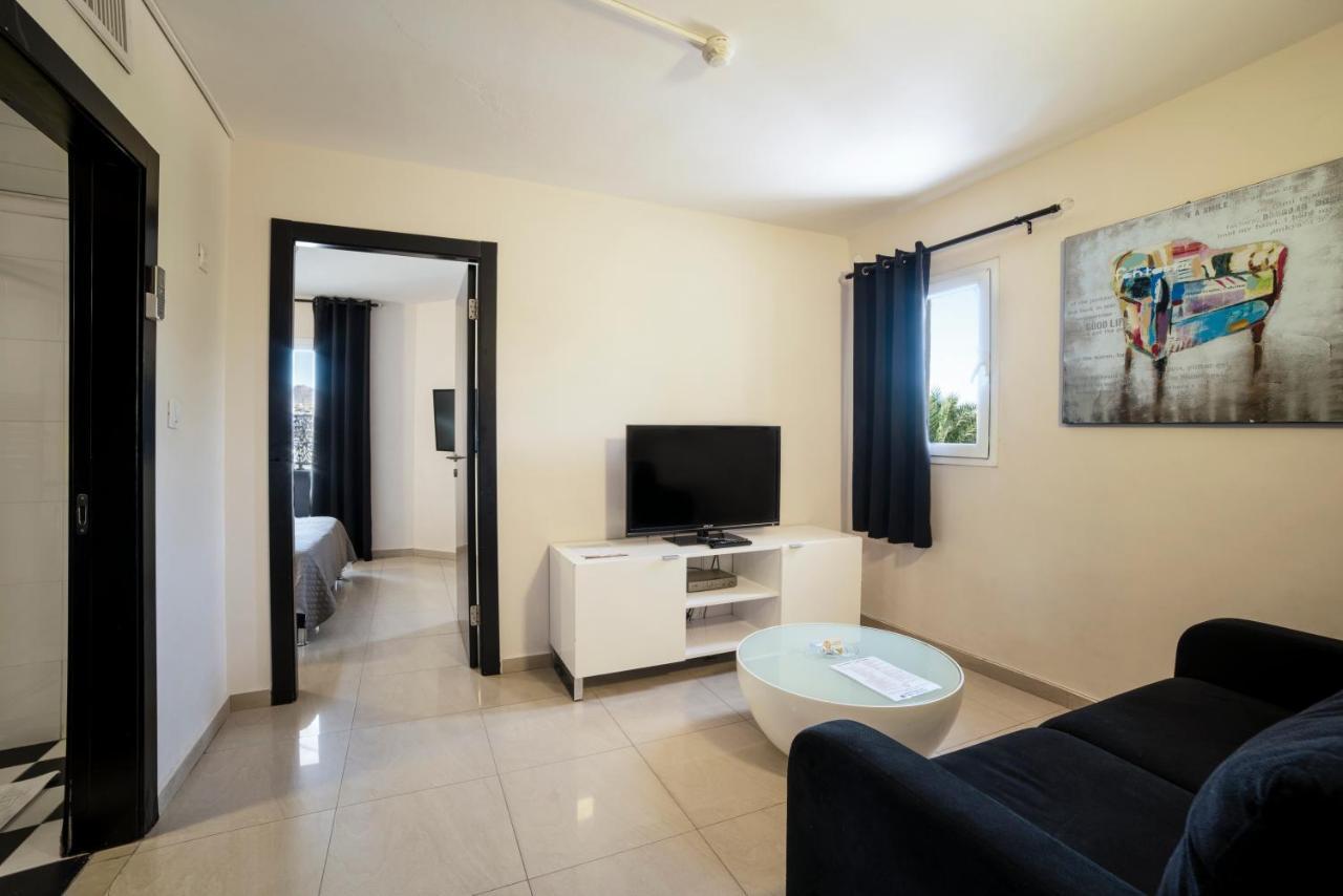 Rich Royal Suites Eilat Exterior photo